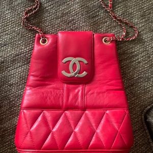 VINTAGE RED CHANEL BAG